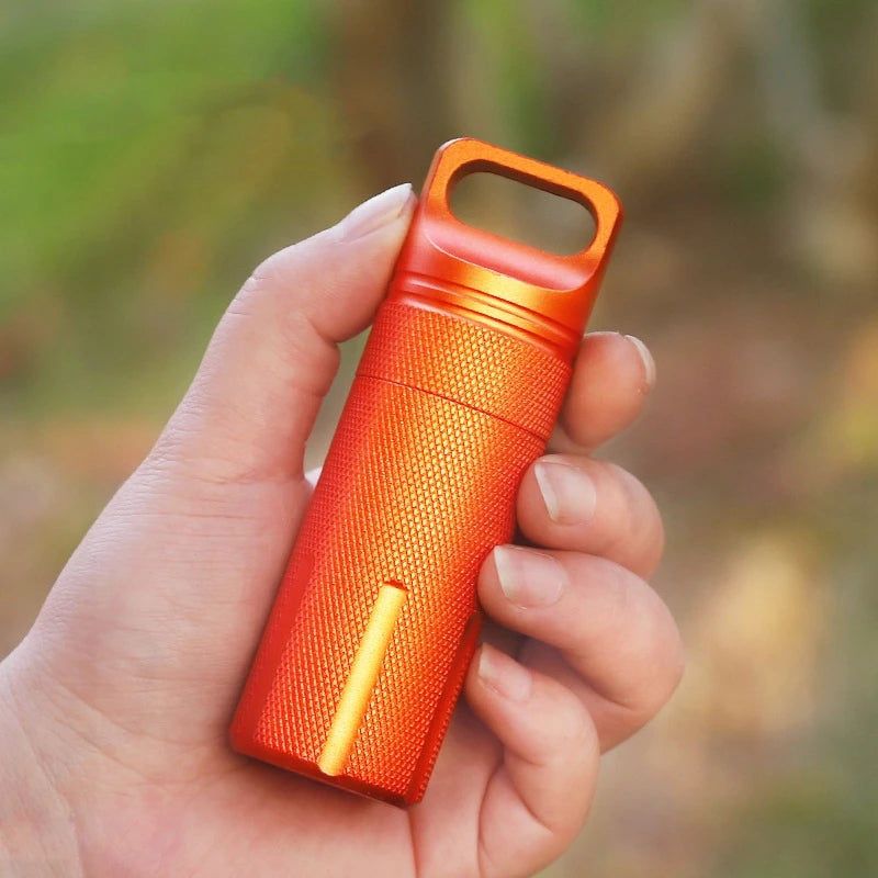 Cápsula EDC, caja impermeable para supervivencia al aire libre.